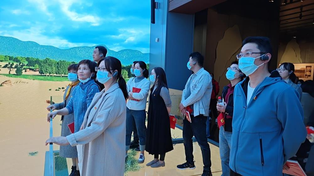 2d3cfafef7f943e19794d742df083552.jpg 2d3cfafef7f943e19794d742df083552.jpg